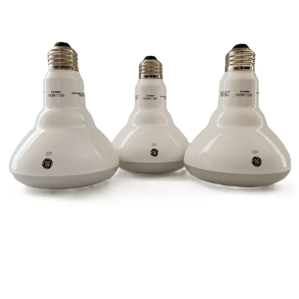 GE LED 8.5W (65W) 5000K Bright White DIMMABLE Bulbs Damp Rated 3Pack Tested